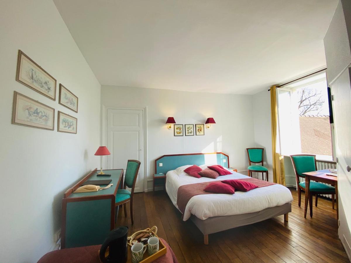 Logis Hostellerie La Chaumiere Arsonval Exterior photo